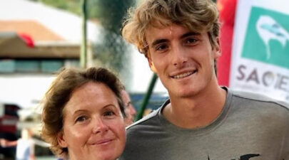 tsitsipas μητερα