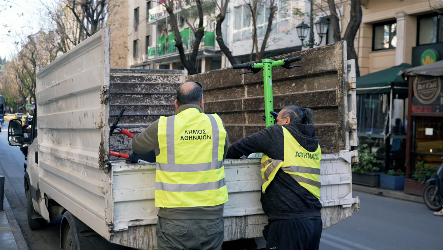 Ηλεκτρικά πατίνια: Χειρόφρενο βάζει ο Δήμος Αθηναϊων