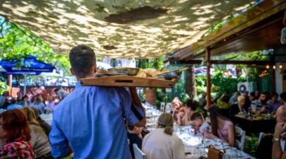 servitoros 876 new 696x392 1