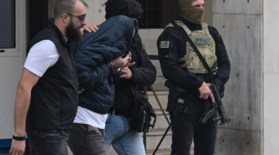 6700104