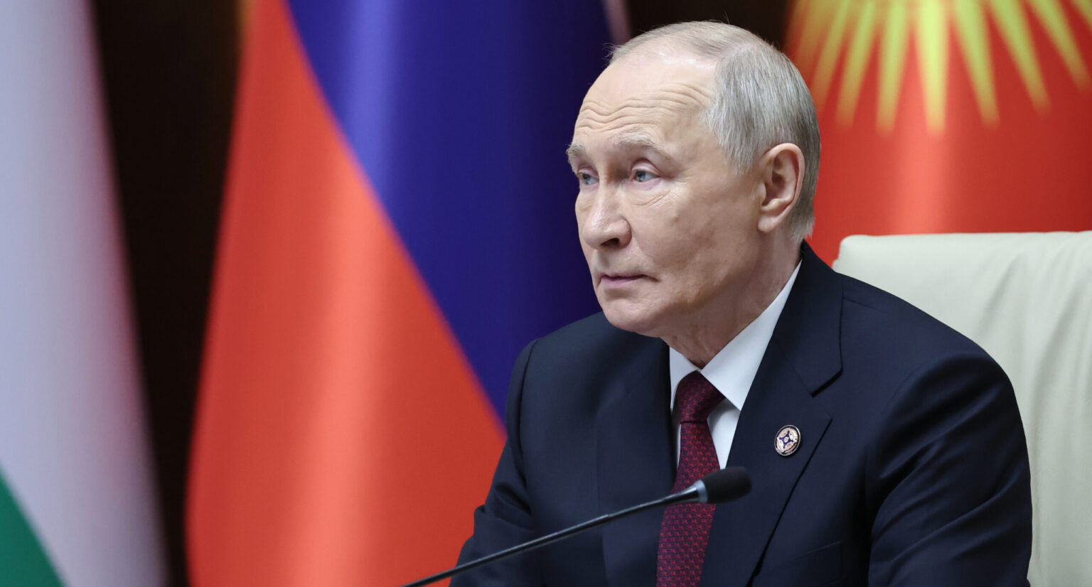 Συνάντηση Πούτιν – Αραγτσί: Ενήμερωση για την πορεία των διαπραγματεύσεων με τις ΗΠΑ