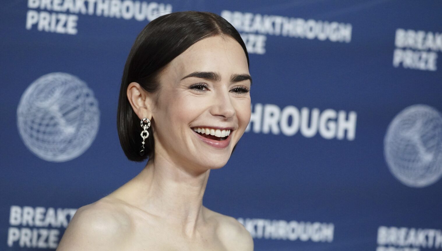 lilly collins