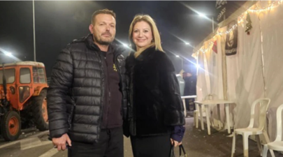 καρυσ αγροτες