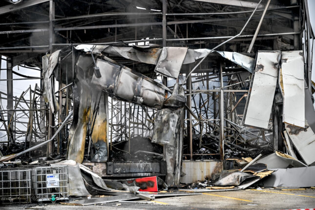 Φωτογραφία για: «Εγώ είμαι το αφεντικό και θα κάνεις ό,τι σου λέω»: Τι κατέθεσε ο υδραυλικός που τοποθέτησε τον σωλήνα στην «Βιολάντα» 5 6829283