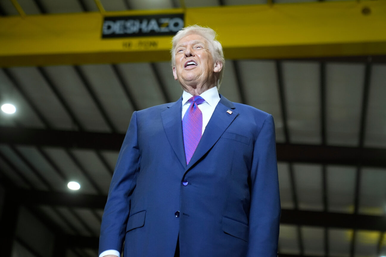 Τραμπ: Χαρακτήρισε «νοθευμένο» το δημοψήφισμα στη Βιρτζίνια για την αλλαγή του εκλογικού χάρτη