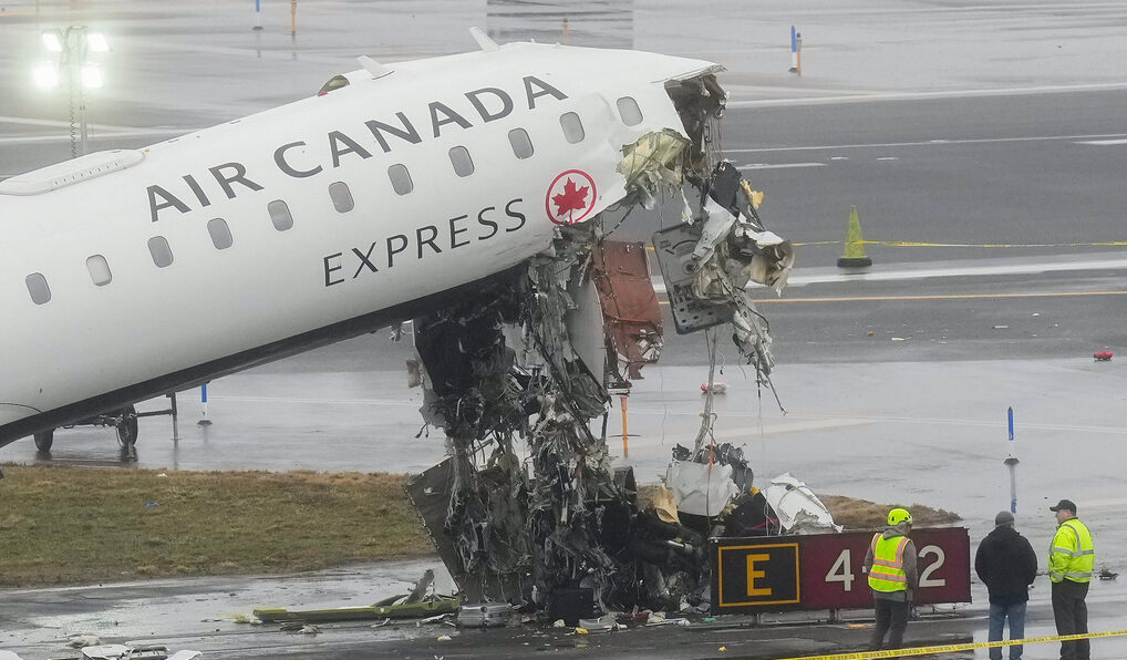 Νέα Υόρκη: Επιζήσασα της αεροπορικής τραγωδίας περιγράφει τις στιγμές πριν τη σύγκρουση στο LaGuardia