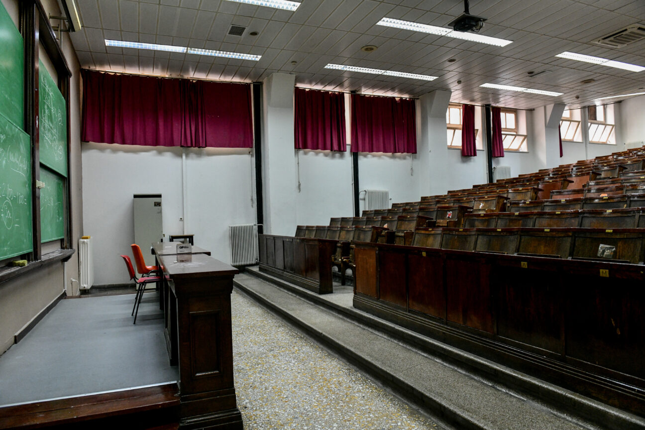 Εκπαιδευτήρια έδιναν «μαϊμού» πτυχία – 6 συλλήψεις για κακουργηματική απάτη και φοροδιαφυγή