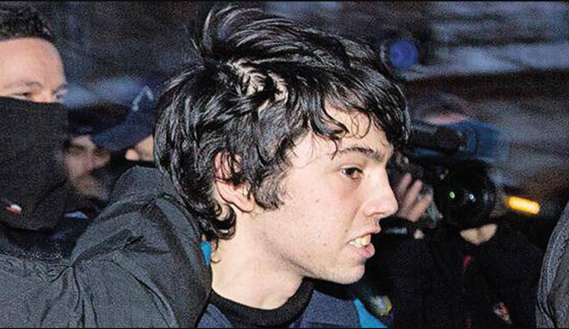 Η σακούλα με τα σκουπίδια