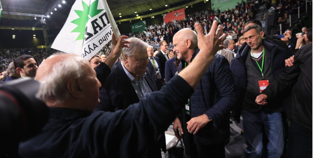 ΠΑΣΟΚ: Συνεχίζεται για δεύτερη ημέρα το 4ο συνέδριό του