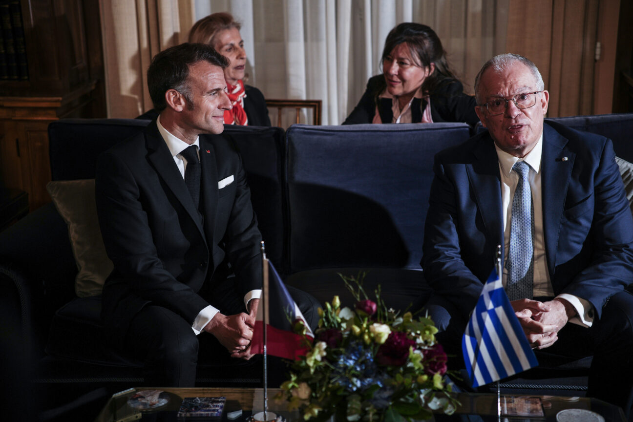 Προεδρικό Μέγαρο: Το μήνυμα του Μακρόν στα ελληνικά – «Ελλάς Γαλλία συμμαχία»