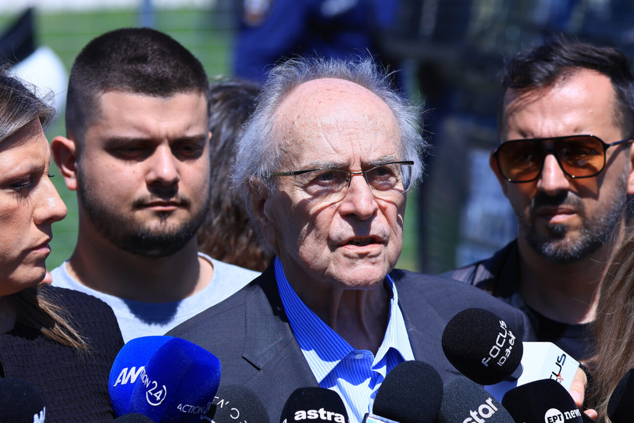 Τέμπη: Κωνσταντόπουλος κατά Φλωρίδη για την αίθουσα της δίκης – «Λειτουργεί με άδεια εστιατορίου»