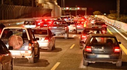 6211d8df kinisi ethniki odos botiliarisma