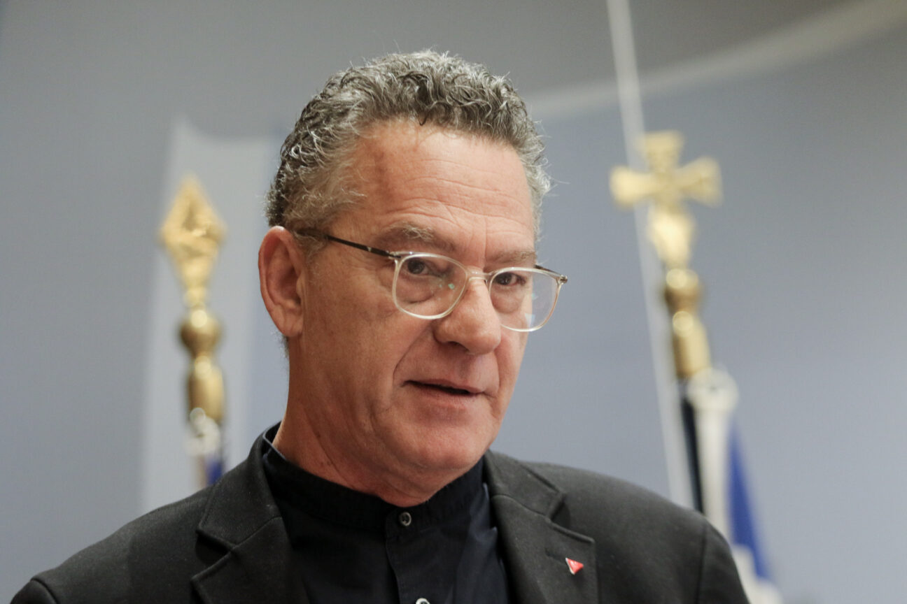 Αρβανίτης: «Χομπίστες κατάσκοποι με λογισμικό που πωλείται μόνο σε κυβερνήσεις - Δεν κρατούν ούτε τα προσχήματα» | Το Κουτί της Πανδώρας