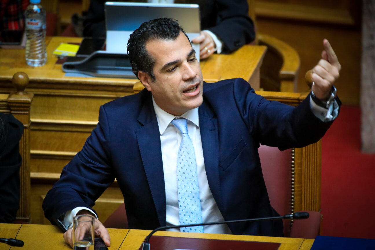 Πλεύρης: Νέα επίθεση στην Ευρωπαία Εισαγγελέα – «Γιατί άργησε δέκα μήνες;»