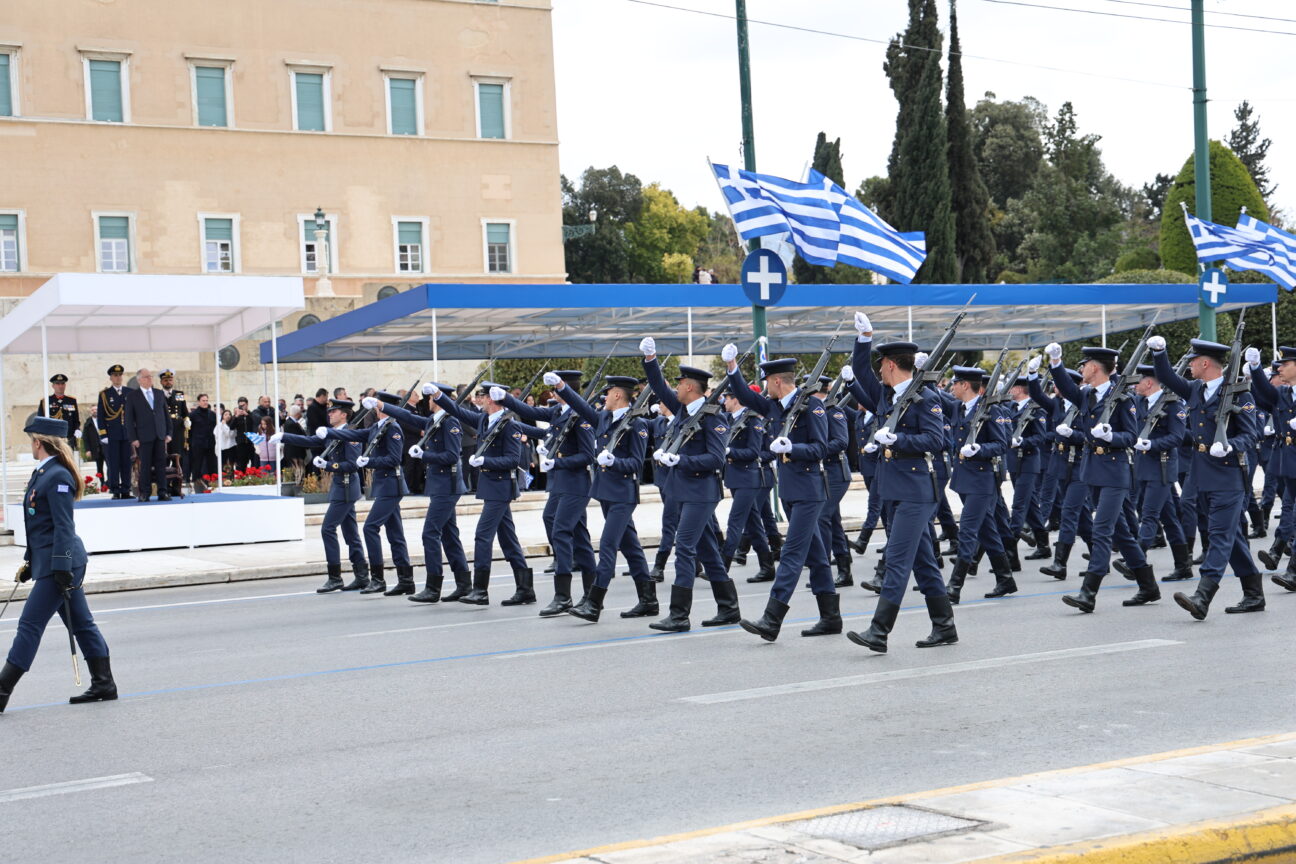 Πανελλαδικές 2026: Επιστροφή των στρατιωτικών σχολών