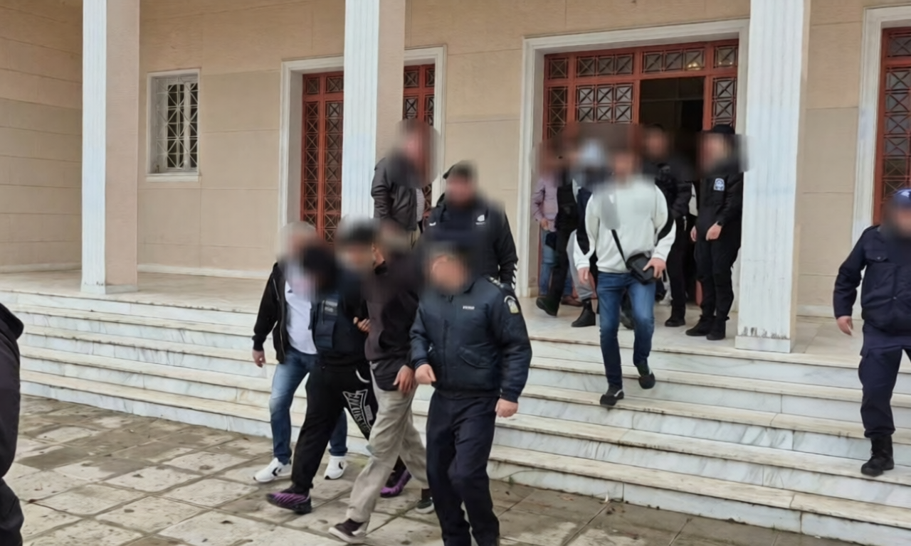 Αργοστόλι: Ο 23χρονος ρίχνει ευθύνες στη 19χρονη – «Εκείνη ήθελε ναρκωτικά, εκείνη έκλεισε δωμάτιο»