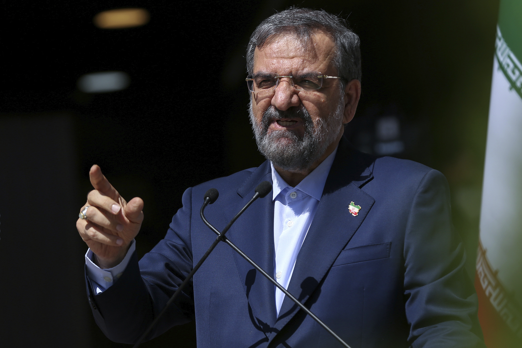 Ιράν: Σύμβουλος του Χαμενεΐ απειλεί με βύθιση πολεμικών πλοίων των ΗΠΑ