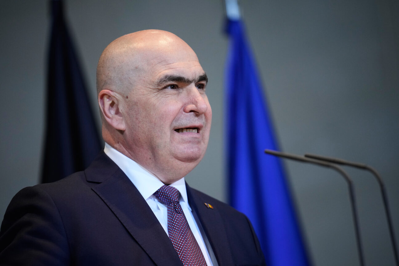 Ρουμανία: Ο κυβερνητικός συνασπισμός χάνει την κοινοβουλευτική πλειοψηφία – Παραιτήθηκαν επτά υπουργοί