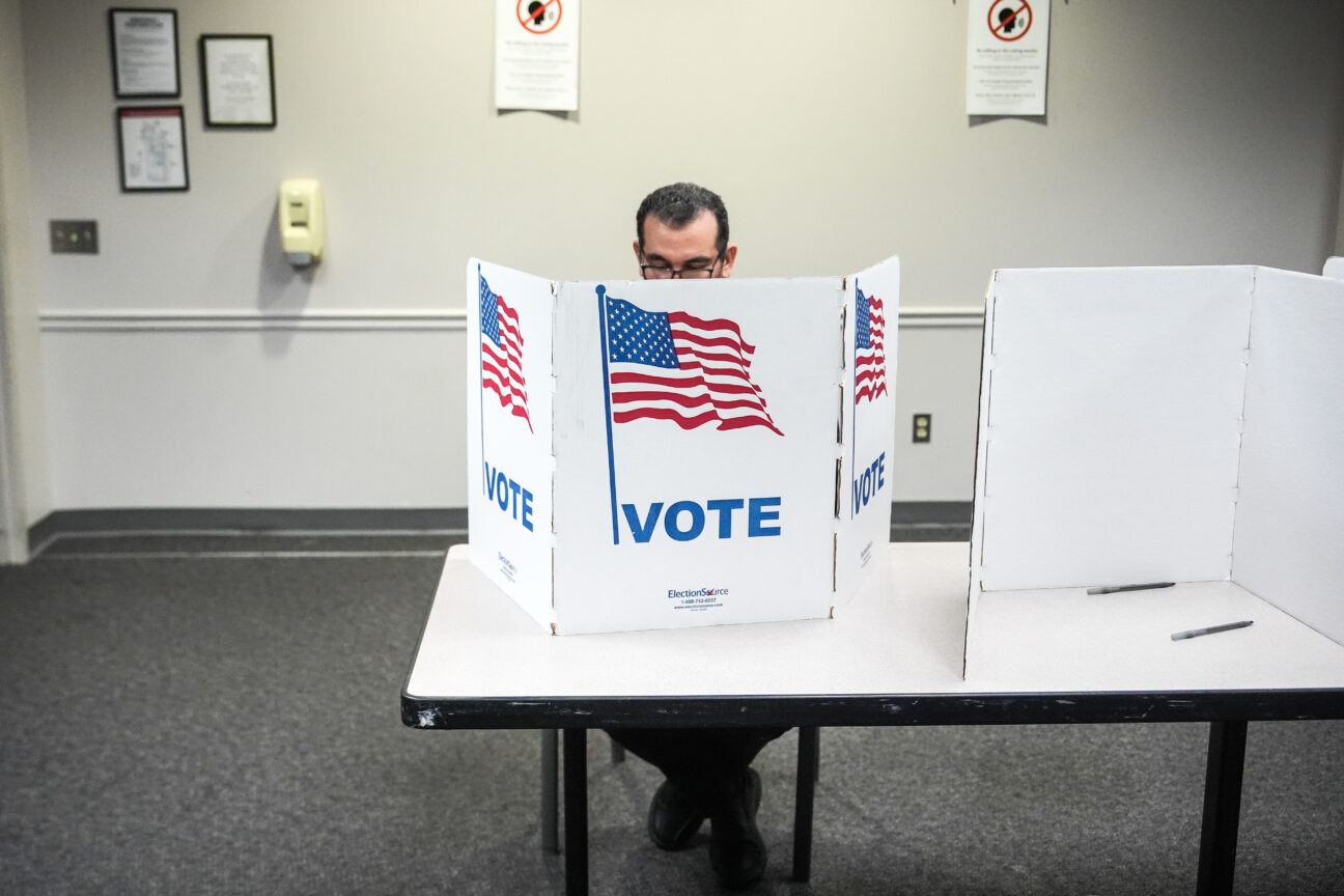 Βιρτζίνια: Δικαστής ακύρωσε το δημοψήφισμα που εξόργισε τον Τραμπ