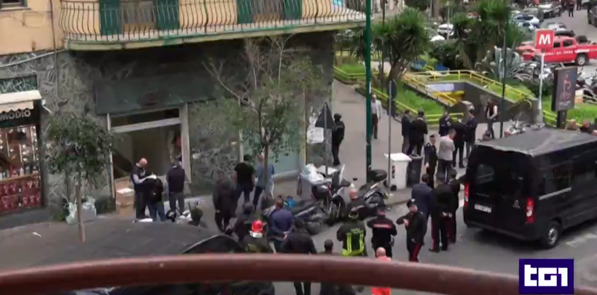 Ληστεία a la Casa de Papel στην Νάπολη: Μάσκες ηθοποιών, όμηροι και τούνελ διαφυγής