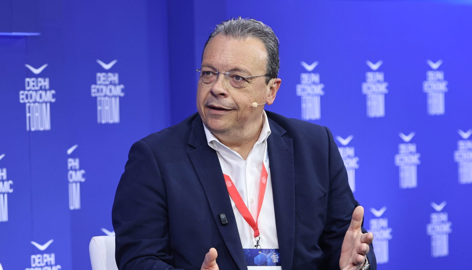 Σωκράτης Φάμελλος: «Πάγος» στα σενάρια «άτακτης» προσχώρησης στο κόμμα Τσίπρα