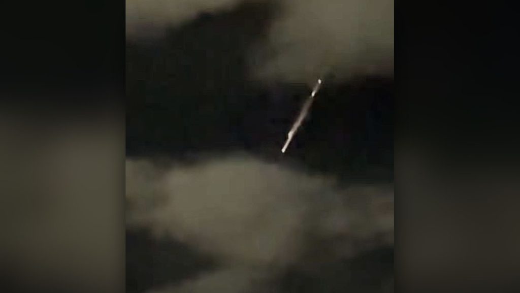 Λήμνος: «Έβρεξε» μυστήρια φλεγόμενα αντικείμενα που έπεφταν από τον ουρανό