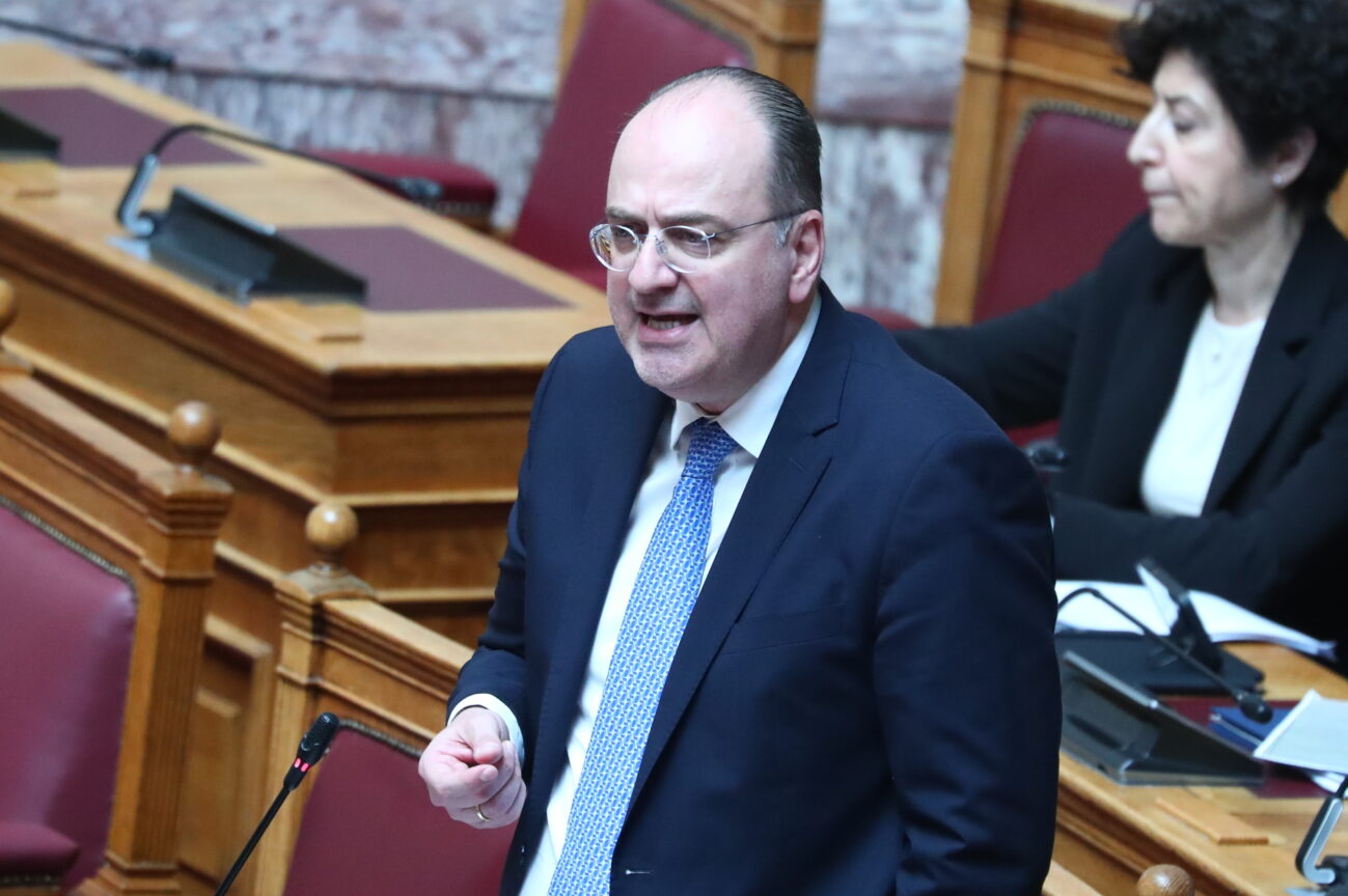 ΠΑΣΟΚ για Λαζαρίδη: ««Ανέχεται ο κ. Μητσοτάκης ένα μέλος της κυβέρνησής του να έχει καθ’ ομολογία του εξαπατήσει το δημόσιο;»