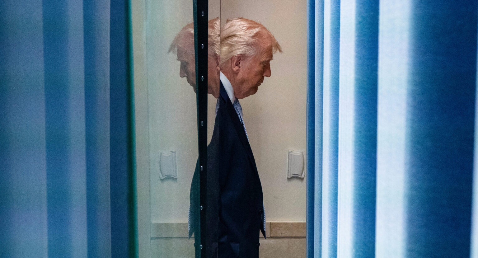 Τραμπ: Ο Λίβανος δεν περιλαμβάνεται στην εκεχειρία – «Είναι ξεχωριστή σύγκρουση με τη Χεζμπολάχ»