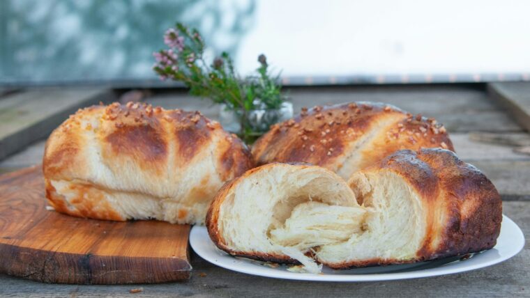 tsoureki_pasxa_megali_pempti