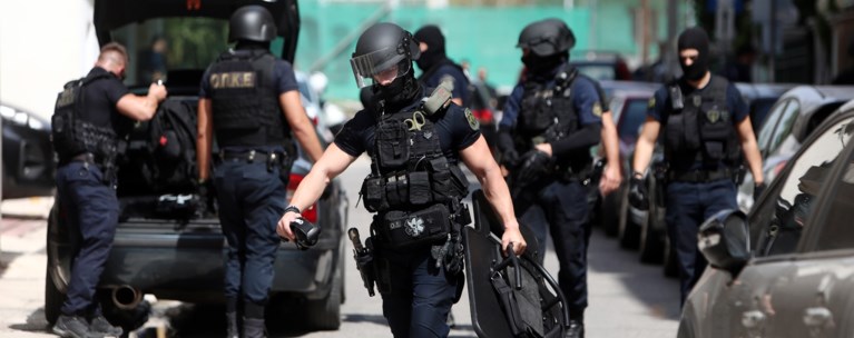 Σπείρα ναρκωτικών εξαρθρώθηκε στη Δυτική Αττική- Ανάμεσα στους συλληφθέντες ο κατηγορούμενος για τη δολοφονία του αστυνομικού Λυγγερίδη