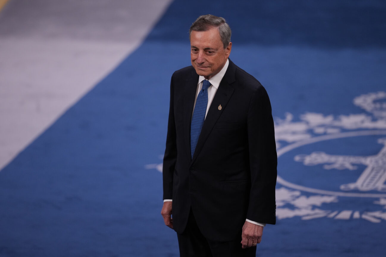 Ντράγκι: Η Ευρώπη «πραγματικά μόνη» στην εποχή Τραμπ