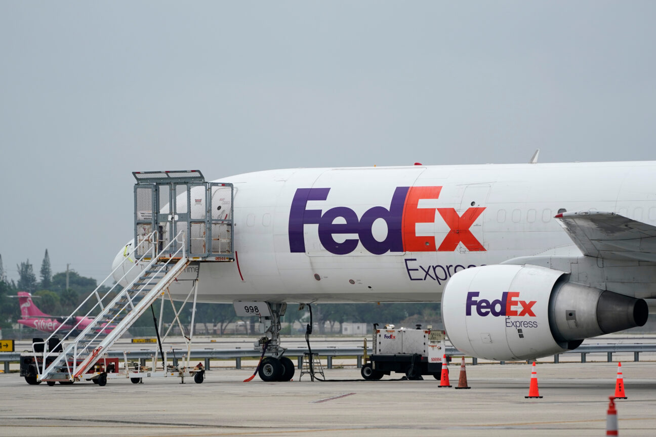 FedEx: Δεν αποχωρεί από την Θεσσαλονίκη – Τι αλλάζει στις δραστηριότητες της εντός Ελλάδας