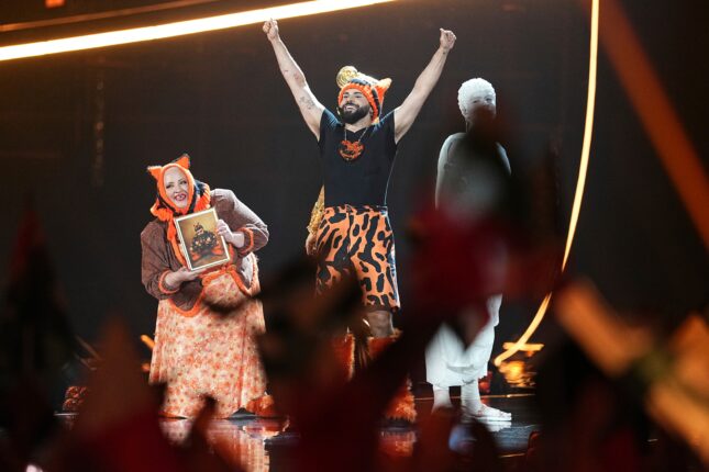 Φωτογραφία για: Eurovision 2026: Η Dara «σκότωσε» τα φαβορί – Δέκατος ο Akylas με το «Ferto» 3 AP26136721841397
