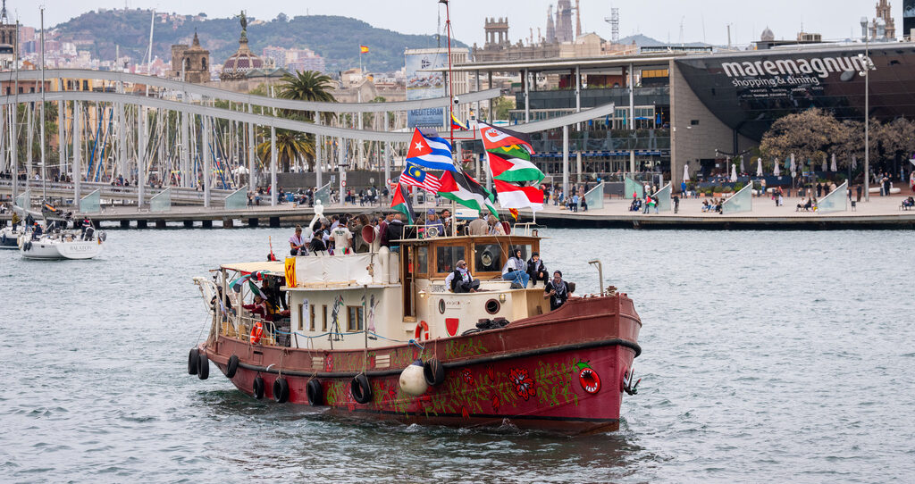 Global Sumud Flotilla: Σε δύσβατο σημείο στη Γαύδο προσάραξε το ιστιοφόρο του στολίσκου