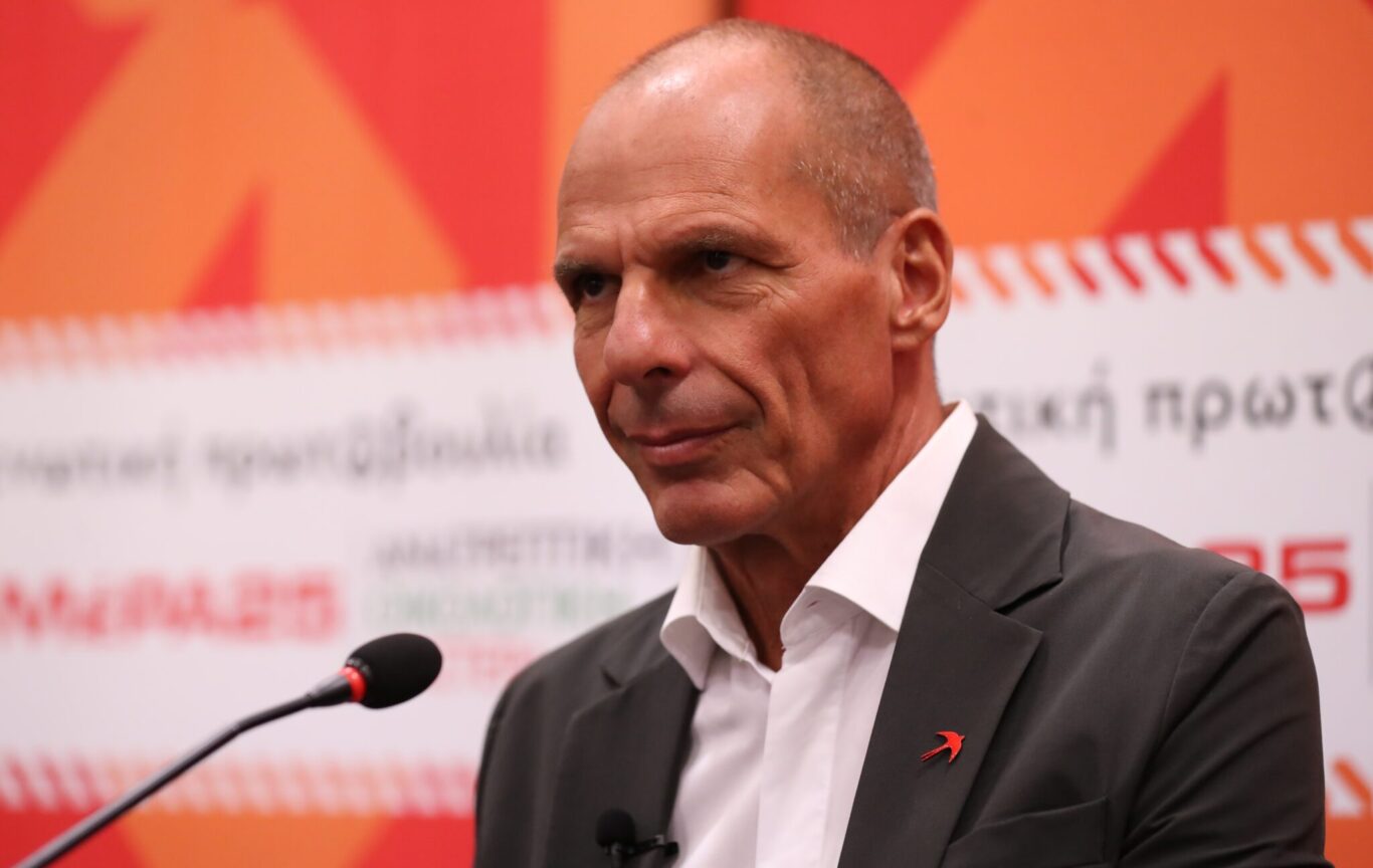 Βαρουφάκης: Aρνήθηκε να συμμετάσχει σε ντοκιμαντέρ του ΣΚΑΙ για το 2015 – «Το καλύτερο παράδειγμα κίτρινης δημοσιογραφίας»