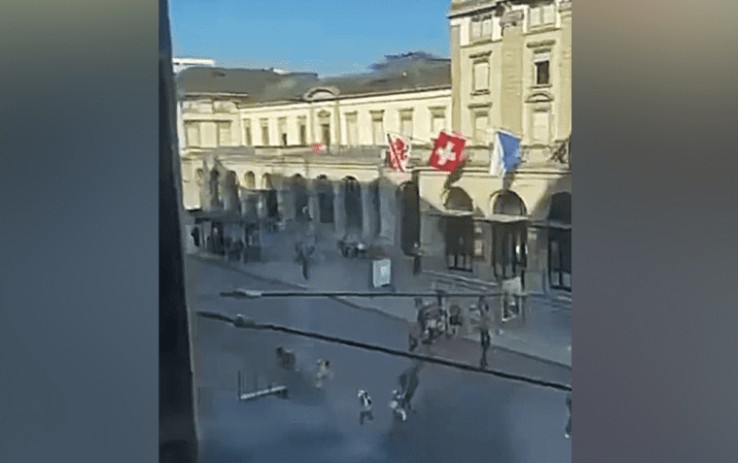 Ελβετία: Άνδρας επιτέθηκε με μαχαίρι μέσα σε σιδηροδρομικό σταθμό – 4 τραυματίες