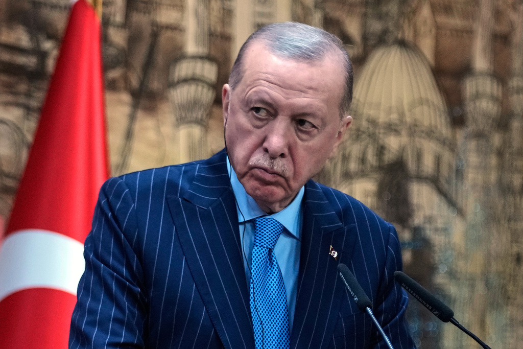 Σκληρή ρητορική Ερντογάν για την Κύπρο: «Μην αναζητάτε περιπ