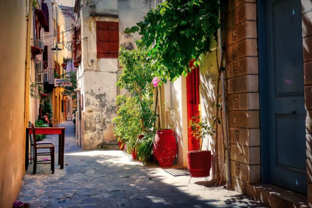 Αυτό είναι το ελληνικό νησί που βρίσκεται στους κορυφαίους ρομαντικούς προορισμούς για το 2026
