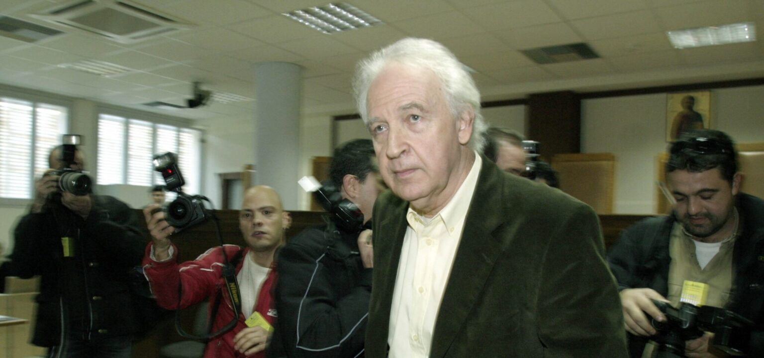 Αποφυλακίστηκε ο Αλέξανδρος Γιωτόπουλος: Πρώτες εικόνες έξω από τις φυλακές Κορυδαλλού