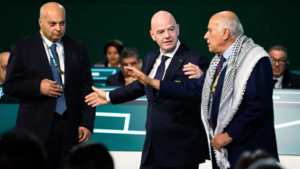 Φιάσκο στο συνέδριο της FIFA: Ο Ινφαντίνο επιχείρησε χειραψία Ισραήλ-Παλαιστίνης