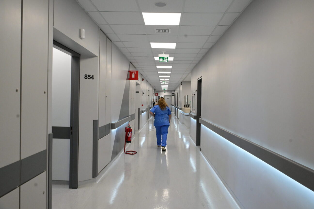 Θεσσαλονίκη: Ένοχος νοσηλευτής που άσκησε βία σε ανήλικο σε παιδοψυχιατρική κλινική