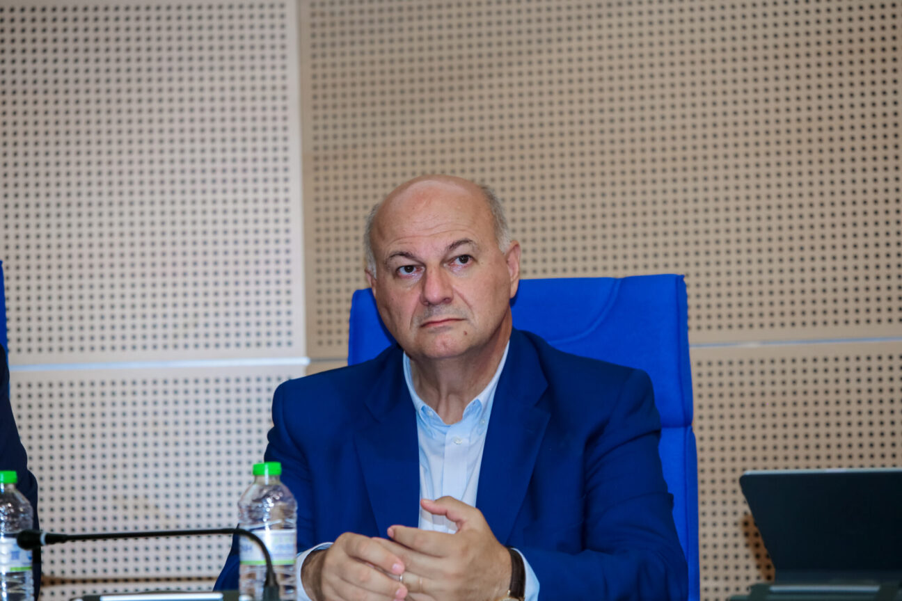 Τσιάρας: Δικογραφία σε βάρος 2 ατόμων για απειλητικό email στον πρώην υπουργό