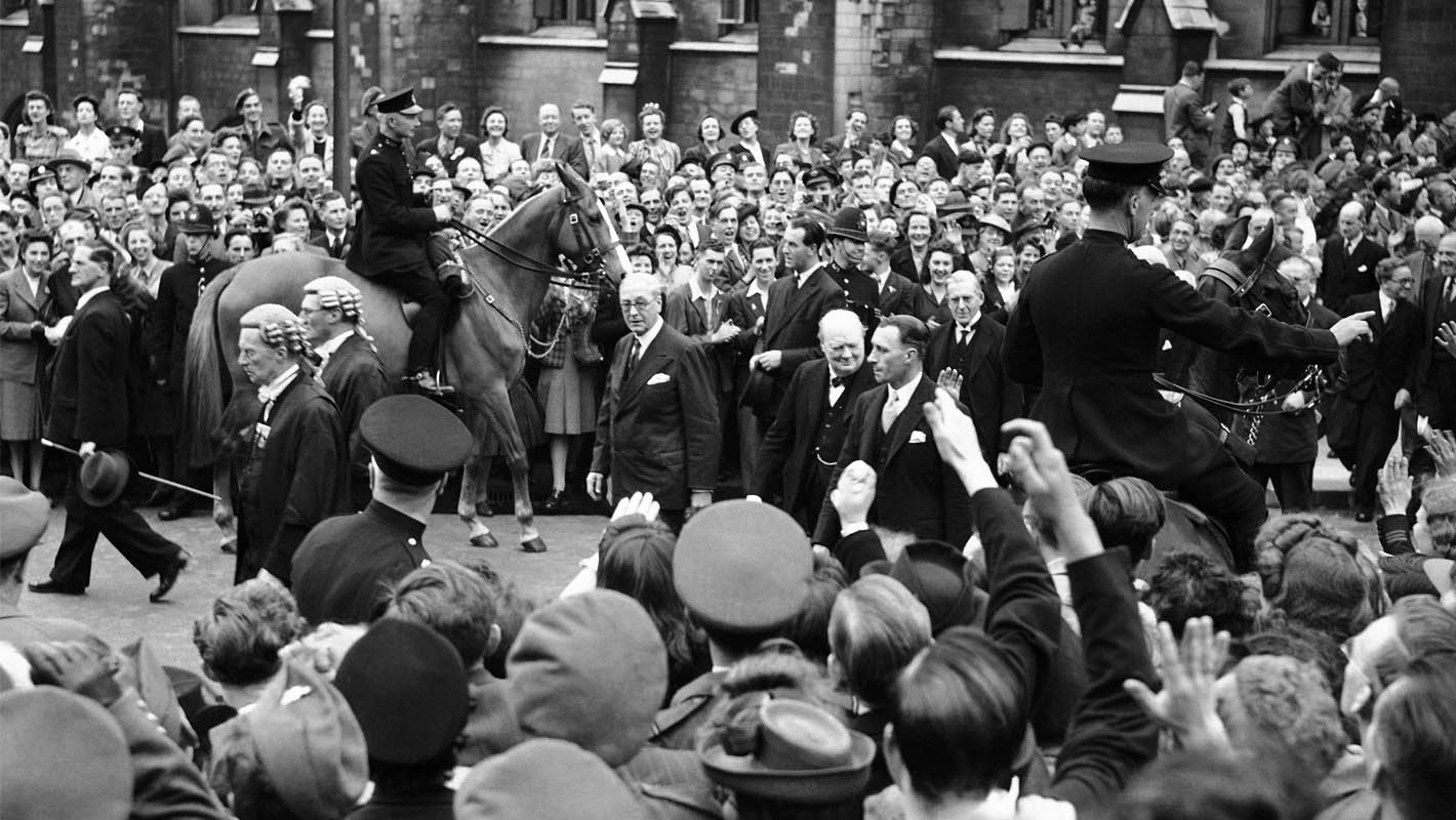 8-9 Μαΐου 1945: Ημέρα Νίκης στην Ευρώπη – Το τέλος του Β΄ Παγκοσμίου Πολέμου