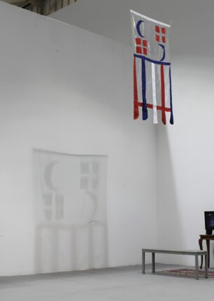 Όλγα Σουβερμέζογλου Flag