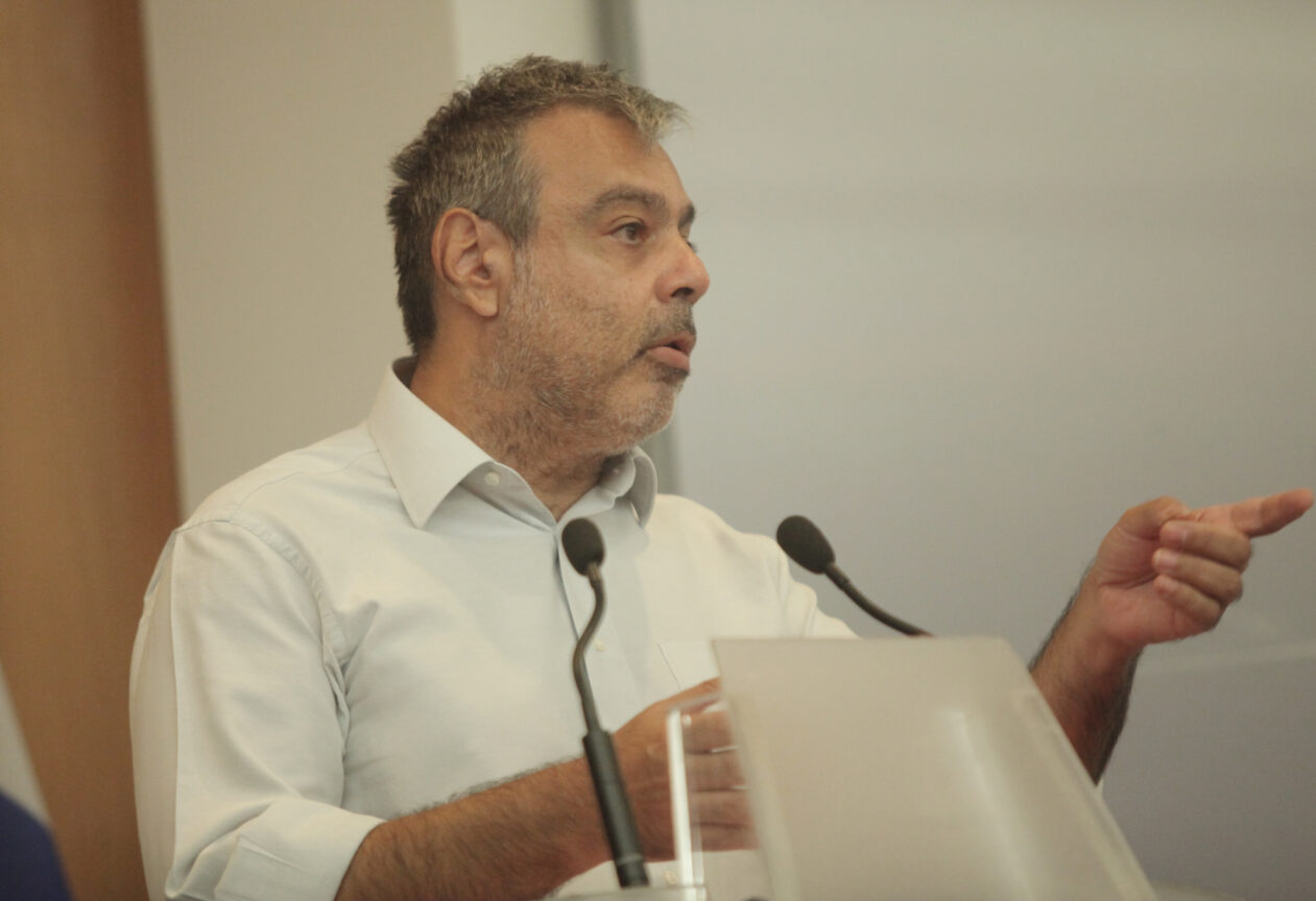 Βερναρδάκης για ΕΛ.Α.Σ.: «Οι 301 υπογραφές είναι η φωτογραφία της βραχμανικής Αριστεράς που προσπαθεί να ανασυγκροτηθεί πολιτικά»