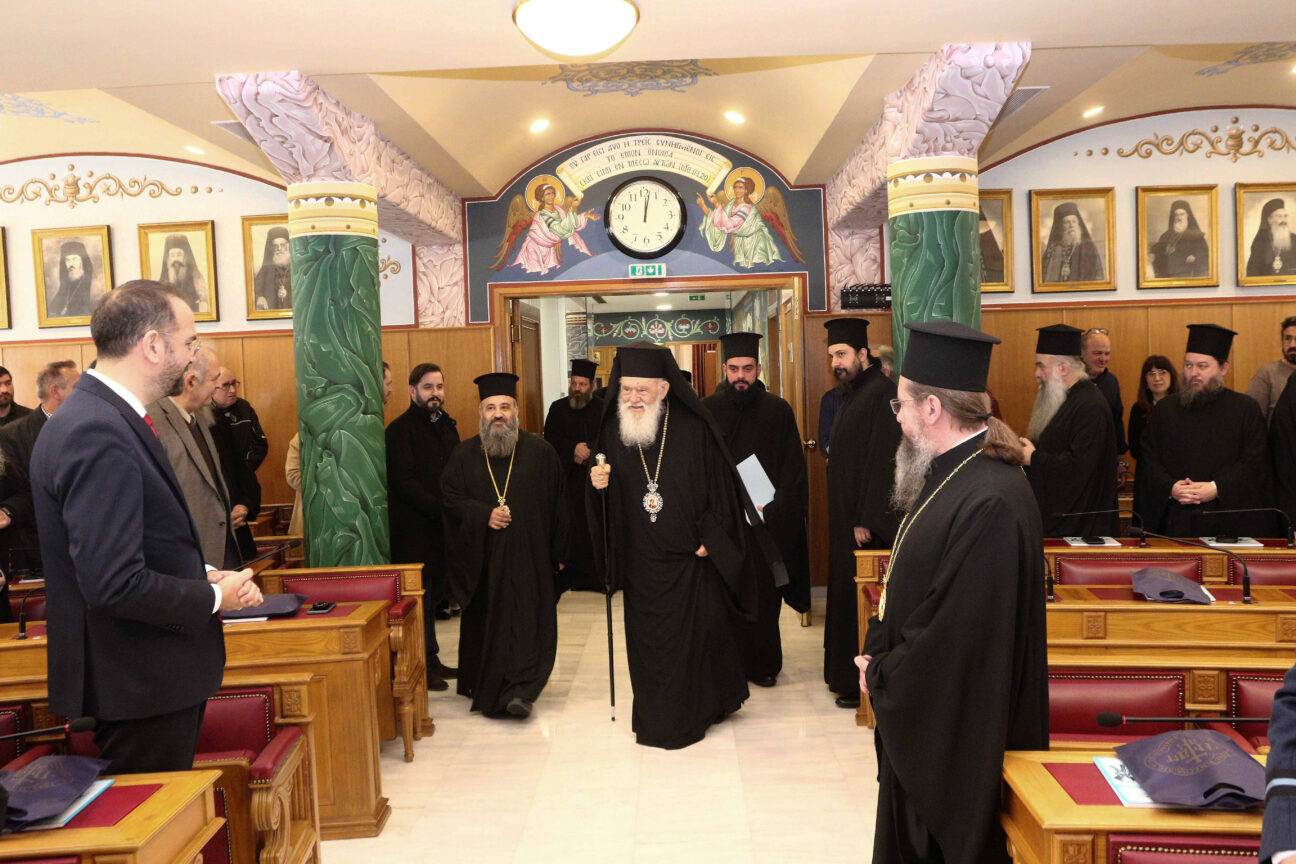 Μισθολογική εκτόξευση για τους Μητροπολίτες προβλέπει το ν/σ για την ενεργειακή κρίση και την ενίσχυση οικογενειών και ευπαθών