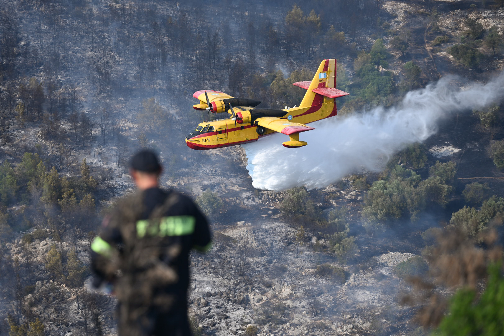 Φωτιά στη Λίμνη Βουλιαγμένης: Συνελήφθη 70χρονος Γάλλος για 