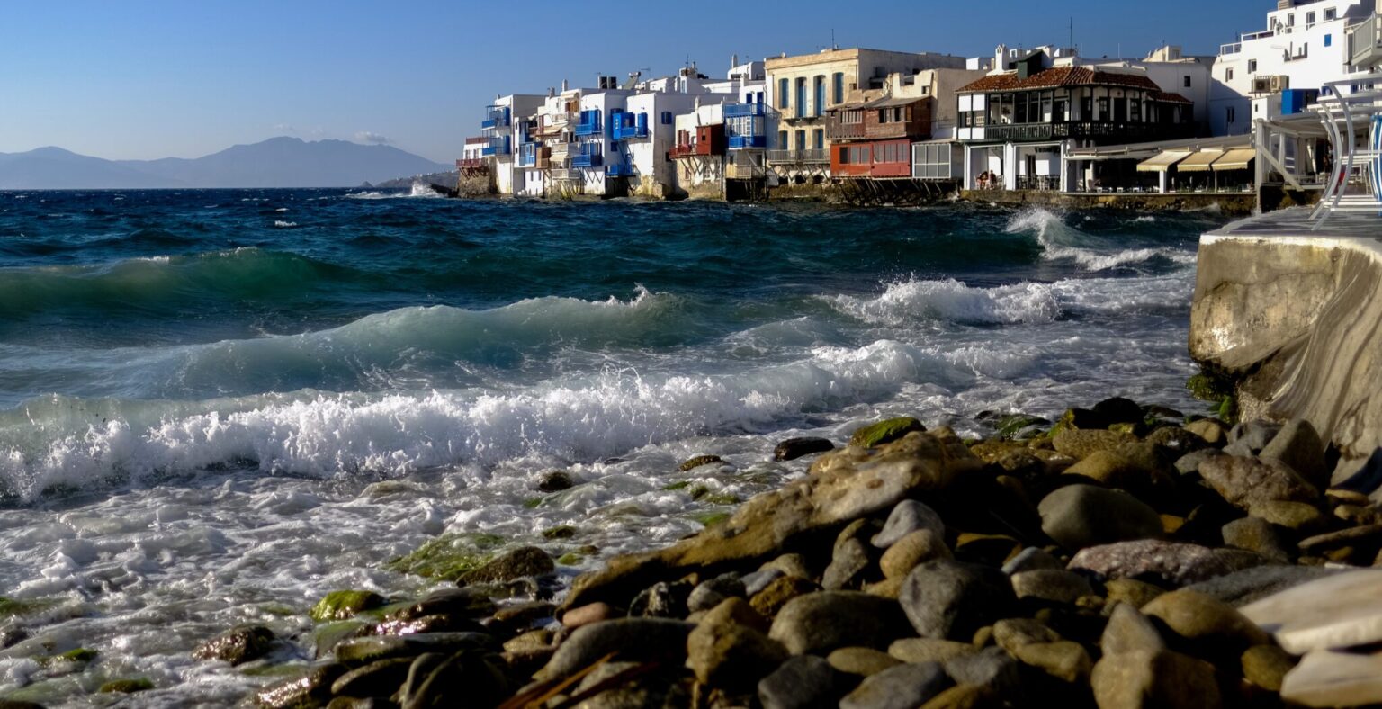 mykonos 1 2048x1051 1