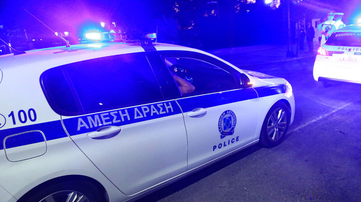 Ναύπακτος: Αφαιρέθηκε το δίπλωμα του 75χρονου που παραλίγο να παρασύρει μητέρα και παιδί