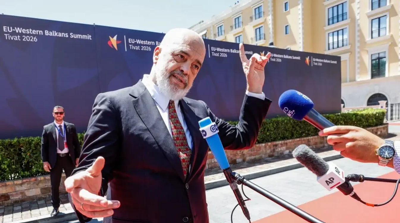 Aμετανόητος ο Ράμα για το θέρετρο Κούσνερ: «Τα φλαμίνγκο και